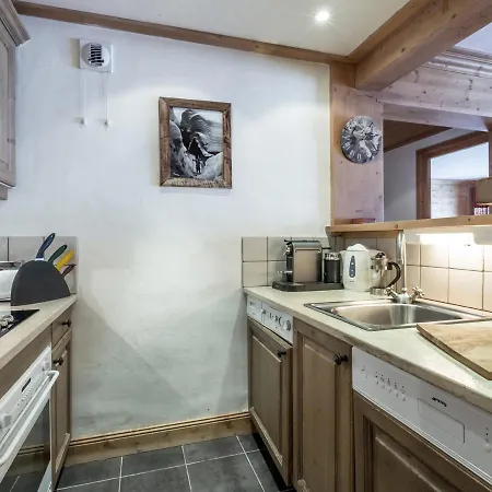 アパート Elegant Avec Wifi, Terrasse Et Parking Couvert A Val-d'isere, Proche Des Pistes - Fr-1-694-100