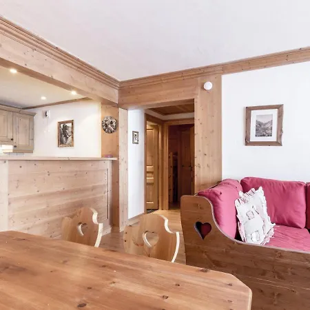 Elegant Avec Wifi, Terrasse Et Parking Couvert A Val-d'isere, Proche Des Pistes - Fr-1-694-100